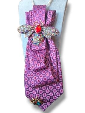 Pink and Purple Silk Folded Cravat with Bee And Spider Brooches